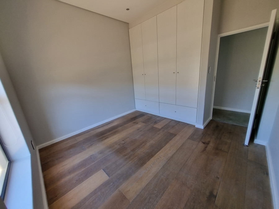 To Let 3 Bedroom Property for Rent in Croydon Western Cape